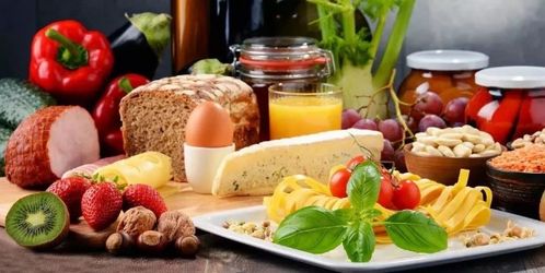 食品安全問題逐漸嚴峻,各種日常食品陸續出現問題,我們應該怎么辦