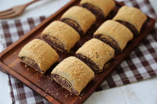 夏天必吃的小吃,糯唧唧的,冰涼爽口,咬一口就上癮,超級好吃哈