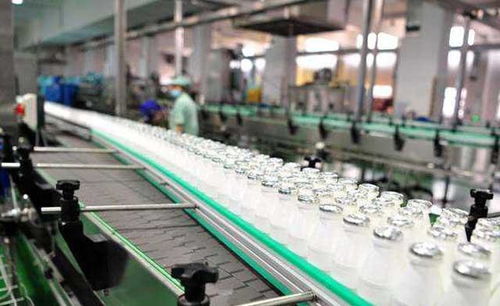 交稅超500億,自身財富千億,3次成首富一年開銷還不足5萬